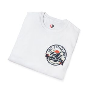 Beach Lover T-Shirt — Retro Surf & Ocean Badge Graphic